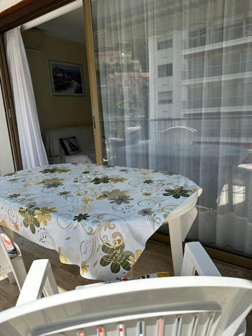 Residence Mona Lisa Bord De Mer 멍똥 외부 사진