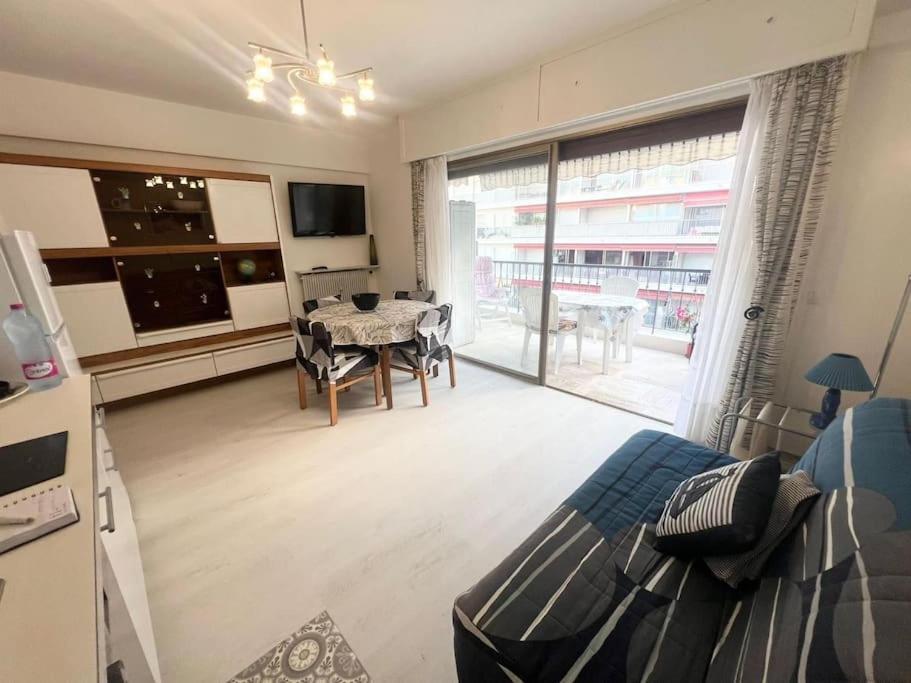 Residence Mona Lisa Bord De Mer 멍똥 외부 사진