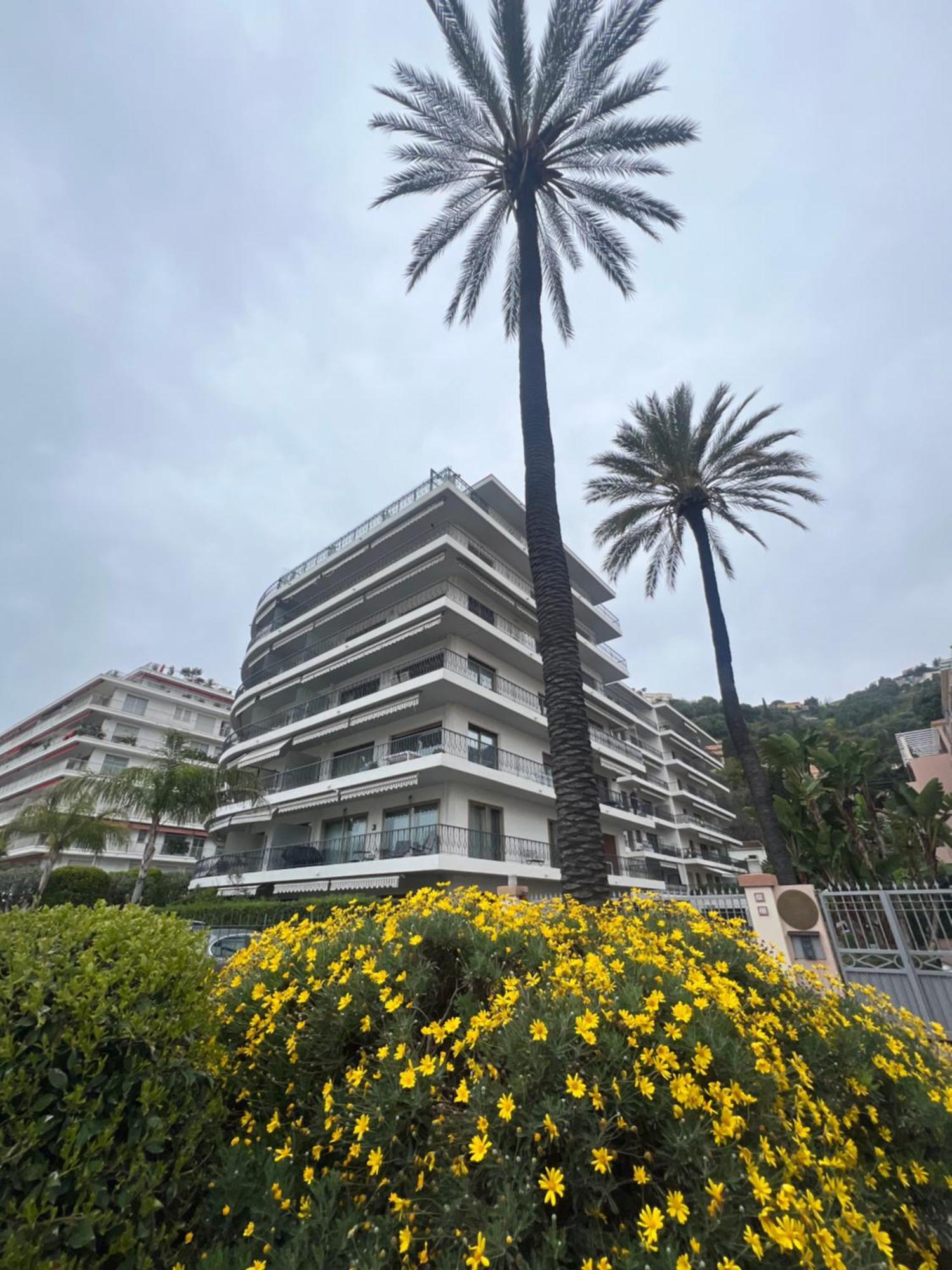 Residence Mona Lisa Bord De Mer 멍똥 외부 사진
