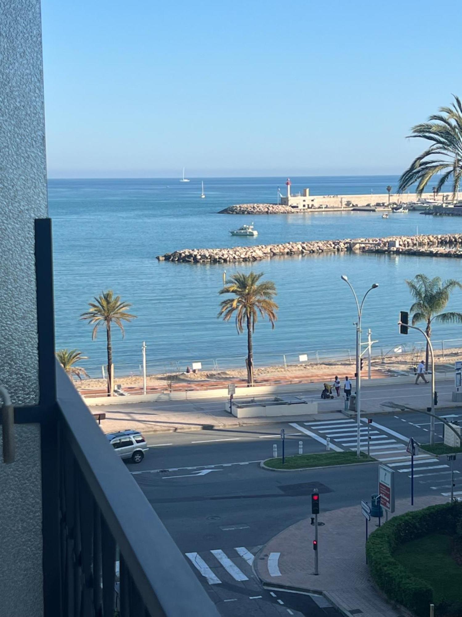Residence Mona Lisa Bord De Mer 멍똥 외부 사진